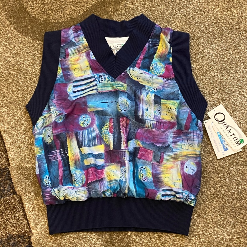 Quantum by Hanasport vintage colorful sport vest.